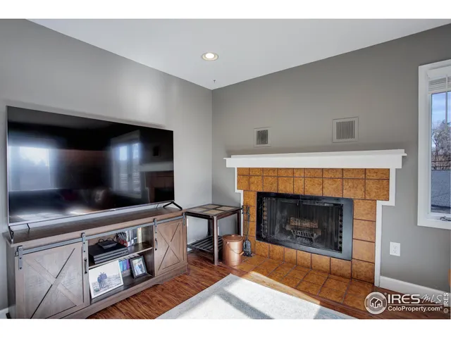 $284,900 | 400 Emery Street, Unit 208, Longmont, CO 80501