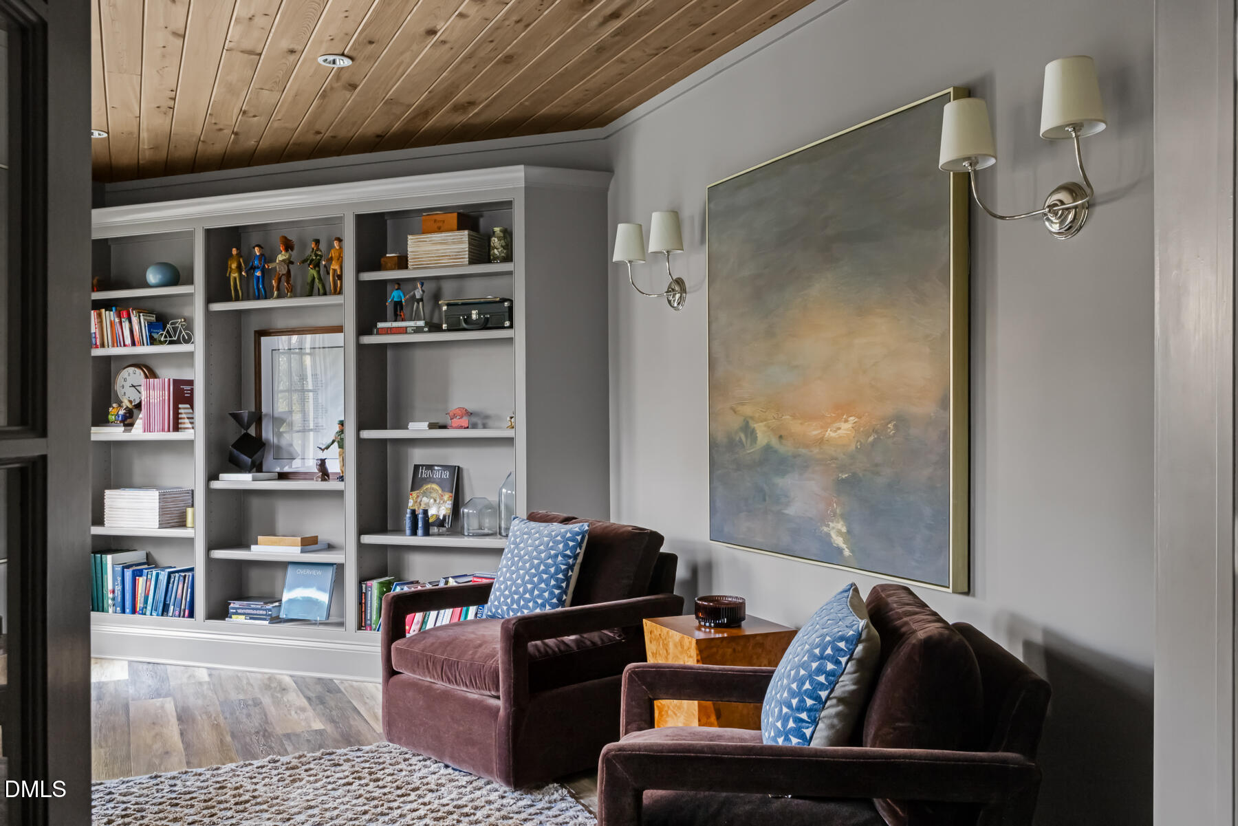 3100 Georgian Terrace Raleigh, NC 27607 - Photo 38 of 74 a living room with furniture