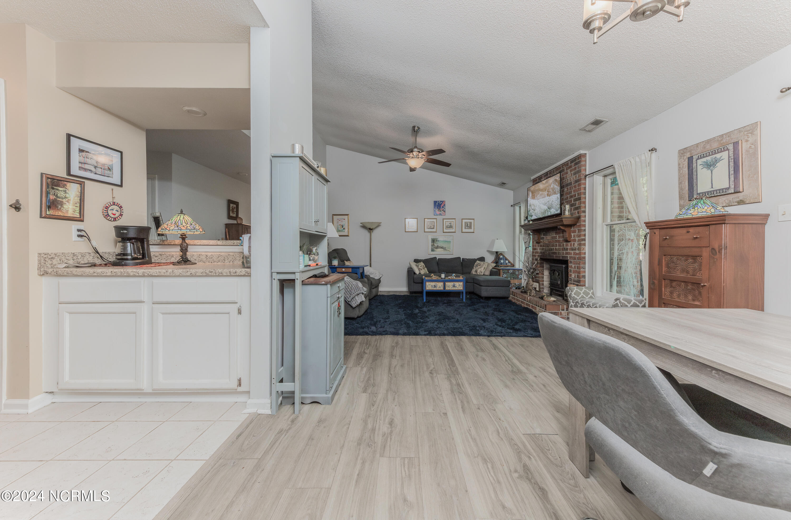 162 Raintree Circle Jacksonville, NC 28540 - Photo 19 of 45 DiningRoom