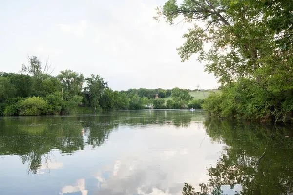 $1,393 | 5820 Oakwood Drive, Unit 3J, Lisle, IL 60532