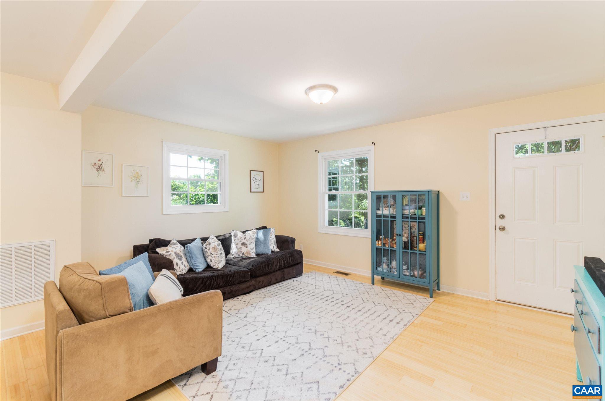 7306 Corville Farm Road Crozet, VA 22932 - Photo 9 of 20 Gallery Image 9