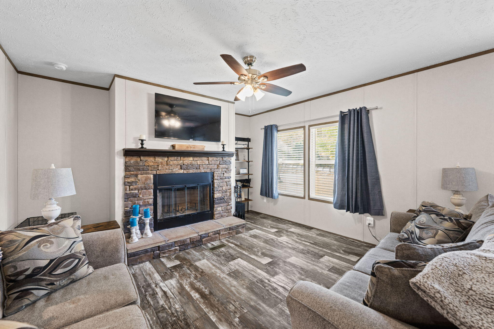 501 Leggett Road Sale Creek, TN 37373 - Photo 6 of 52 39-web-or-mls-DSC_7560-21