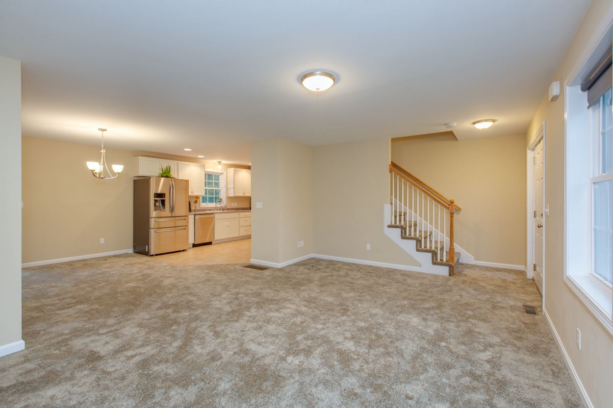 134 Spaulding Road Fremont, NH 03044 - Photo 6 of 38