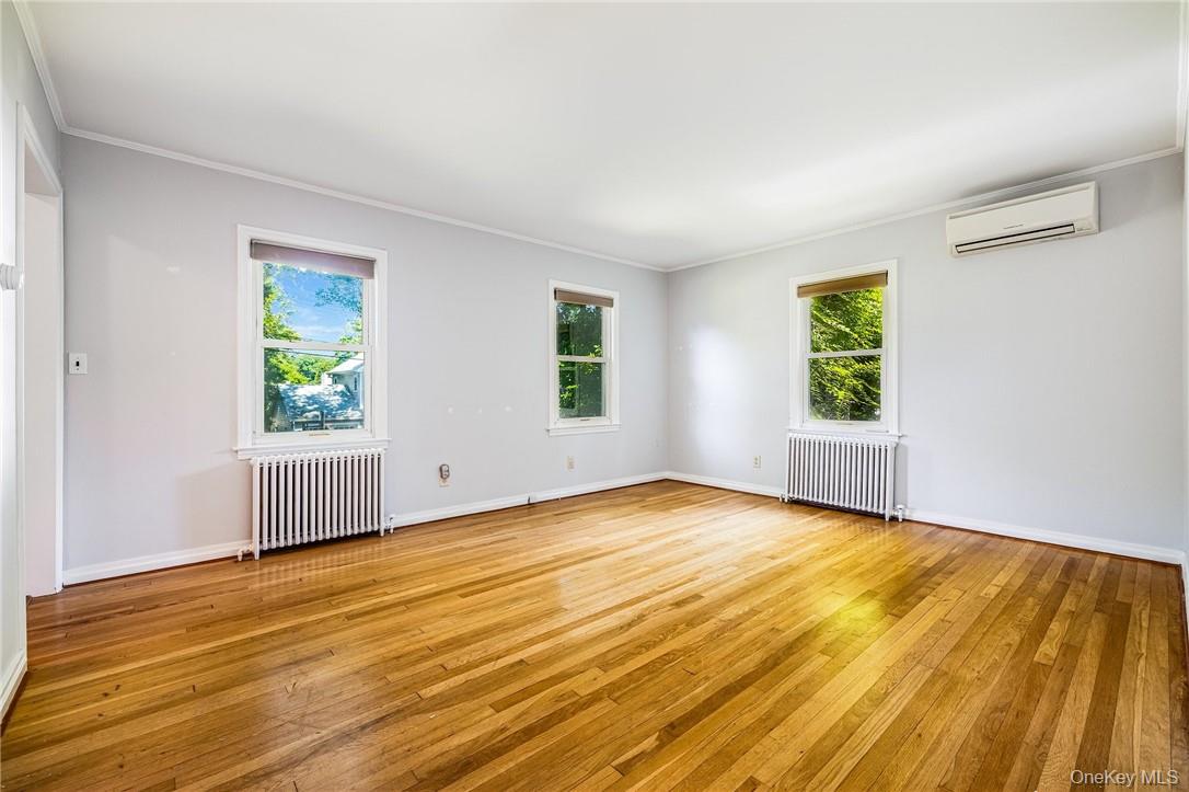 11 Hillside Place Rye, NY 10580 - Photo 2 of 13