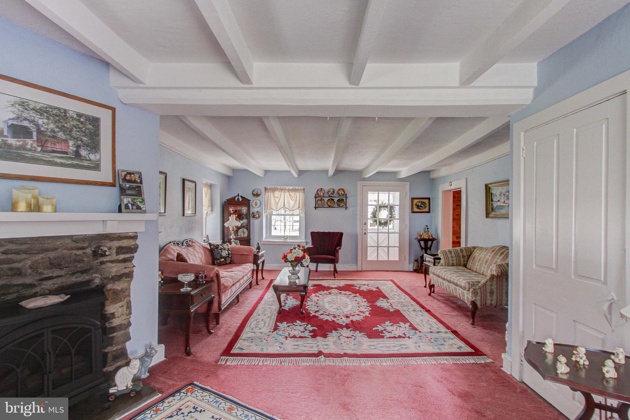 100 Cheese Factory Road Doylestown, PA 18901 - Photo 24 of 50 Living room