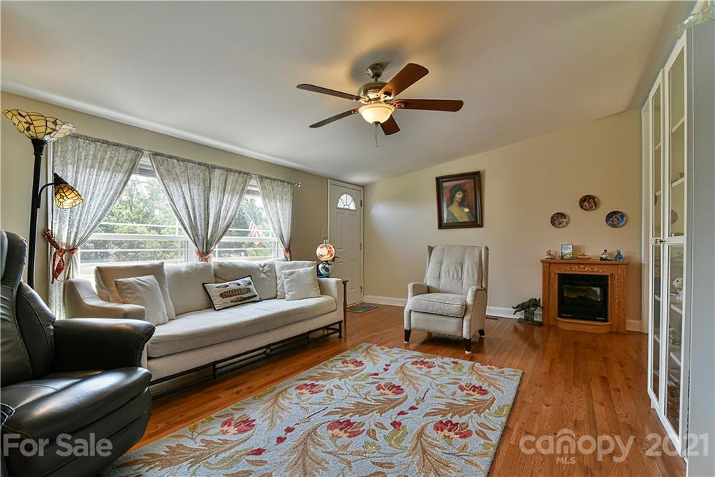 40 Star Flower Road, Unit 13 Alexander, NC 28701 - Photo 6 of 24 Gallery Image 6