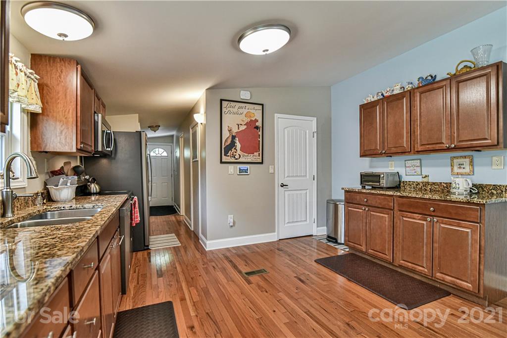40 Star Flower Road, Unit 13 Alexander, NC 28701 - Photo 8 of 24 Gallery Image 8