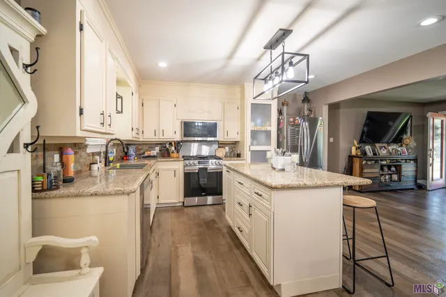 $199,900 | 176 West 32nd Street, Larose, LA 70373