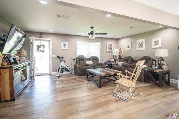 $189,900 | 176 West 32nd Street, Larose, LA 70373