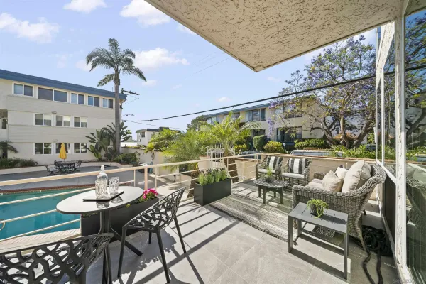 $952,500 | 3920 Riviera Drive, Unit A, San Diego, CA 92109