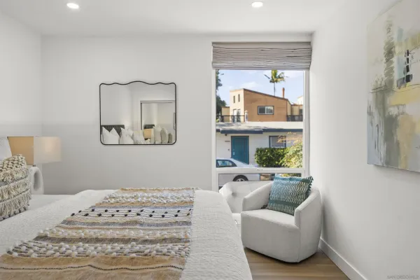 $952,500 | 3920 Riviera Drive, Unit A, San Diego, CA 92109