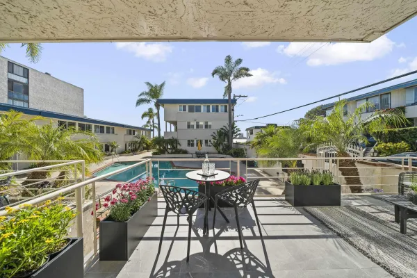 $952,500 | 3920 Riviera Drive, Unit A, San Diego, CA 92109