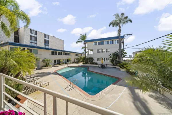 $952,500 | 3920 Riviera Drive, Unit A, San Diego, CA 92109