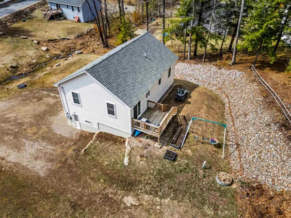 $425,000 | 38 Peacham Road, Barnstead, NH 03225