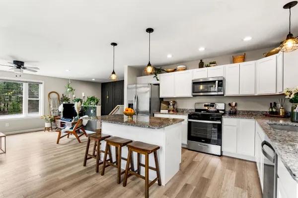 $425,000 | 38 Peacham Road, Barnstead, NH 03225