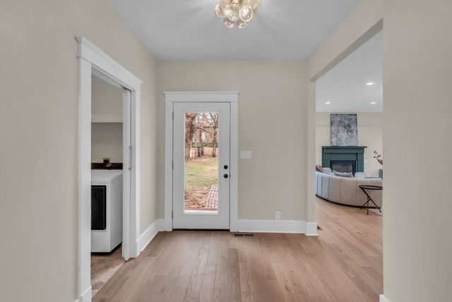 $989,900 | 921 North 14th Street, Nashville, TN 37206