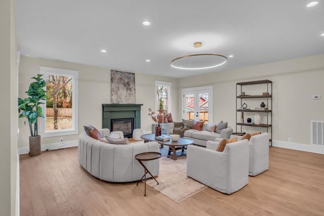 $989,900 | 921 North 14th Street, Nashville, TN 37206