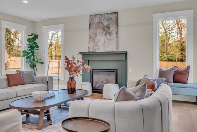 $989,900 | 921 North 14th Street, Nashville, TN 37206