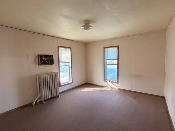 $70,000 | 384 Rowland Street, Tracy, MN 56175