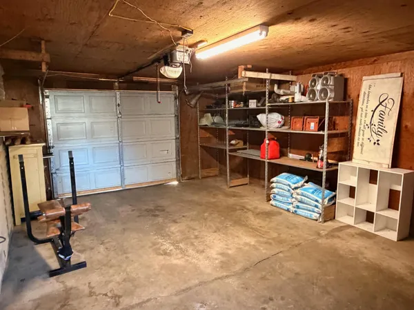 $70,000 | 384 Rowland Street, Tracy, MN 56175