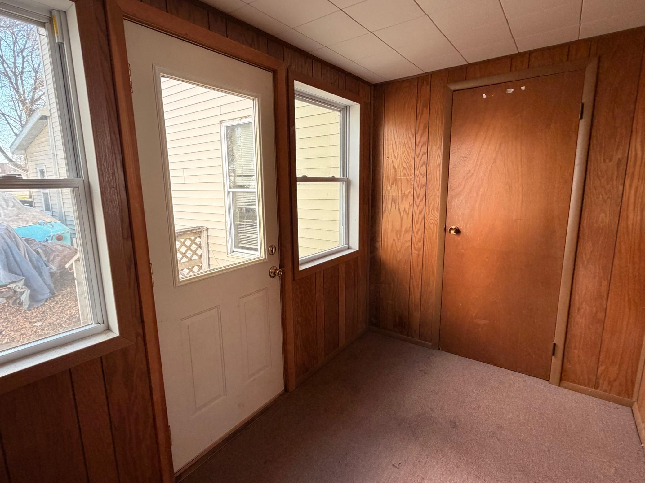 384 Rowland Street Tracy, MN 56175 - Photo 10 of 22