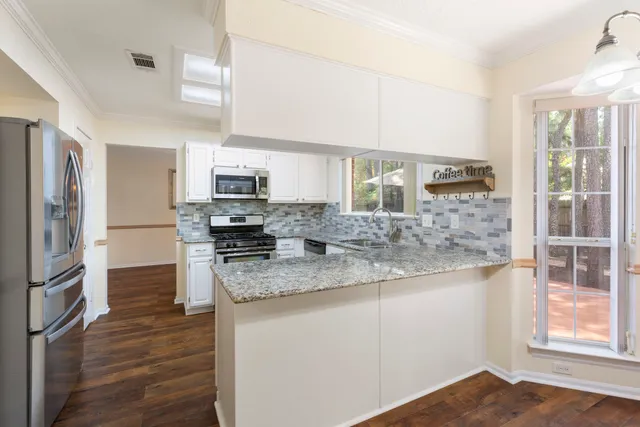 $439,000 | 34 Sweetdream Place, The Woodlands, TX 77381