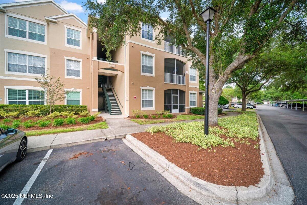 7990 Baymeadows Road East, Unit 1007 Jacksonville, FL 32256 - Photo 2 of 21 01-JAXREP_7990_Baymeadows_Rd_E_Unit_1007