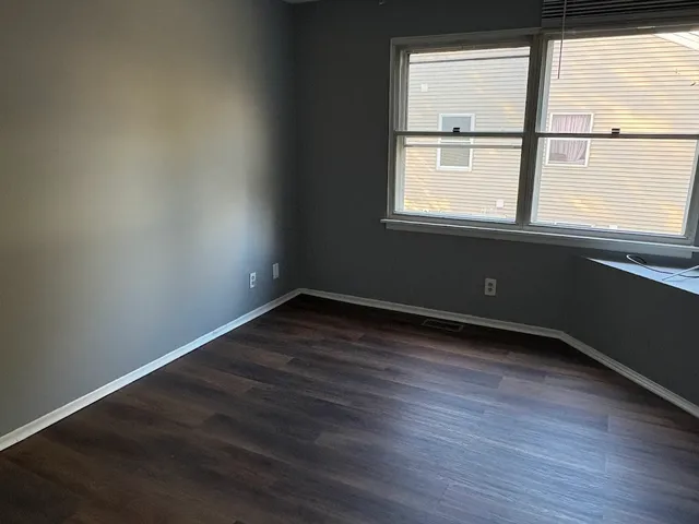 $2,100 | 4 W Fernwood Drive, Bolingbrook, IL 60440