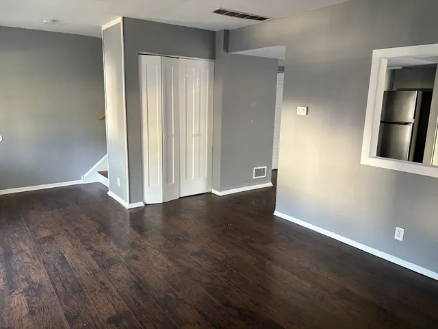 $2,100 | 4 W Fernwood Drive, Bolingbrook, IL 60440