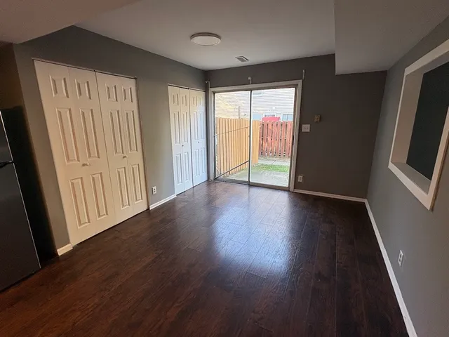 $2,100 | 4 W Fernwood Drive, Bolingbrook, IL 60440