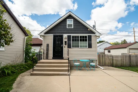 $209,000 | 147 North 70th Street, Milwaukee, WI 53213