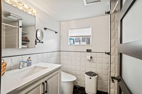 $209,000 | 147 North 70th Street, Milwaukee, WI 53213