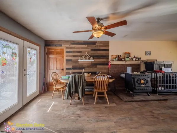 $315,000 | 410 South 2nd Street, Glenrock, WY 82637