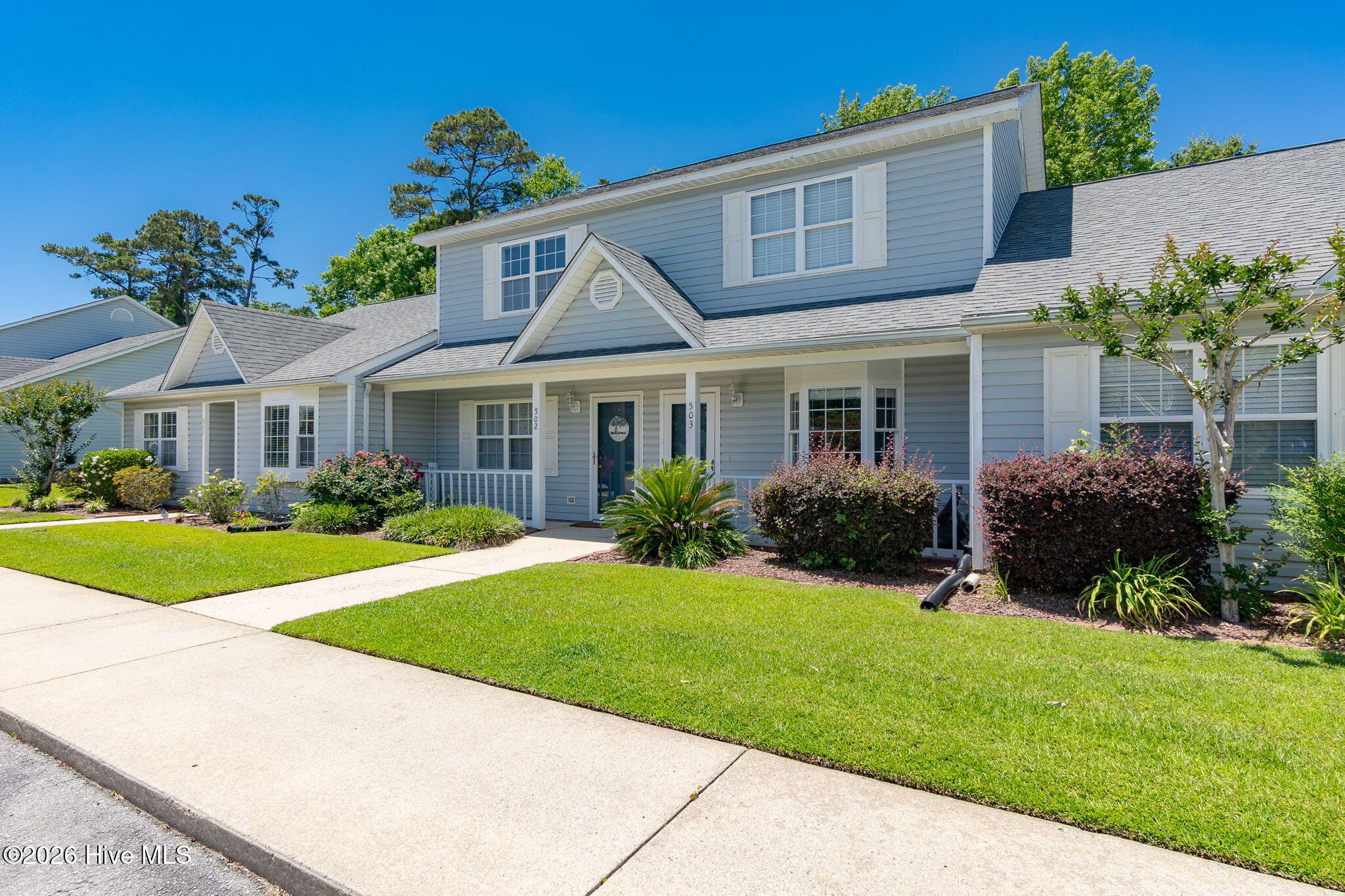 303 Barbour Road, Unit 503 Morehead City, NC 28557 - Photo 3 of 32 3-web-or-mls-chadwick-visuals-303-barbou