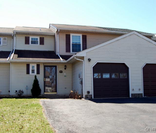 893 Briarstone Road Bethlehem, PA 18017 - Photo 1 of 14 Gallery Image 1