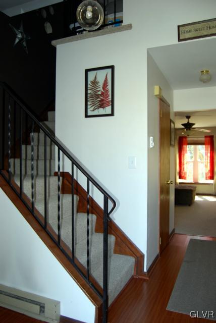 893 Briarstone Road Bethlehem, PA 18017 - Photo 3 of 14 Gallery Image 3