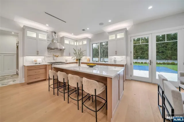 $3,879,000 | 7 Central Avenue, Demarest, NJ 07627