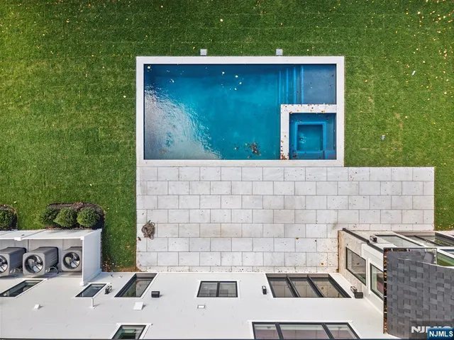 $3,879,000 | 7 Central Avenue, Demarest, NJ 07627