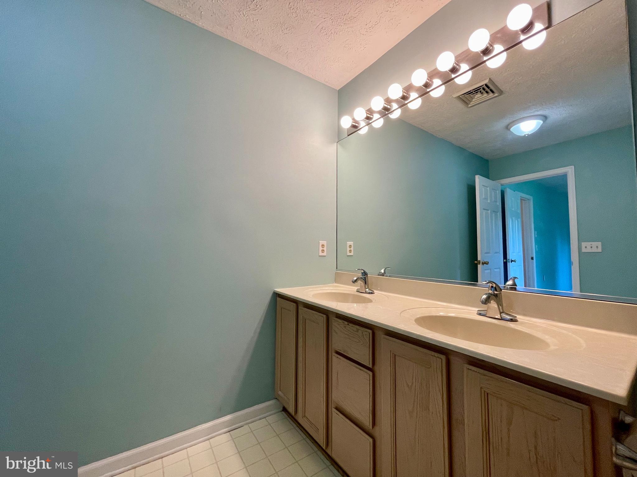 706 Romancoke Road Stevensville, MD 21666 - Photo 15 of 40 Gallery Image 15
