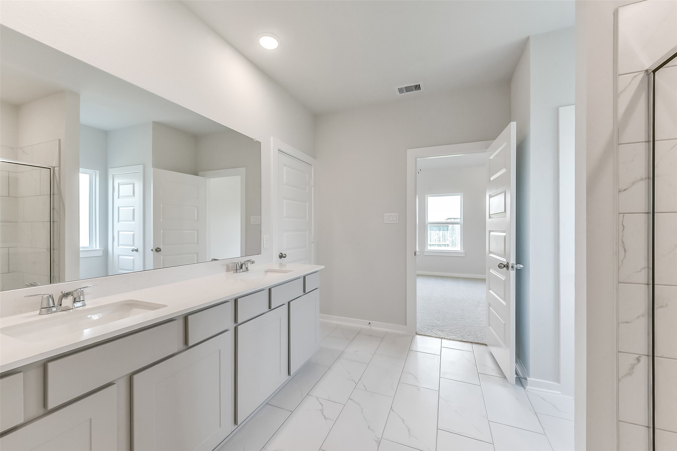 75 Leon Way Dayton, TX 77535 - Photo 17 of 38