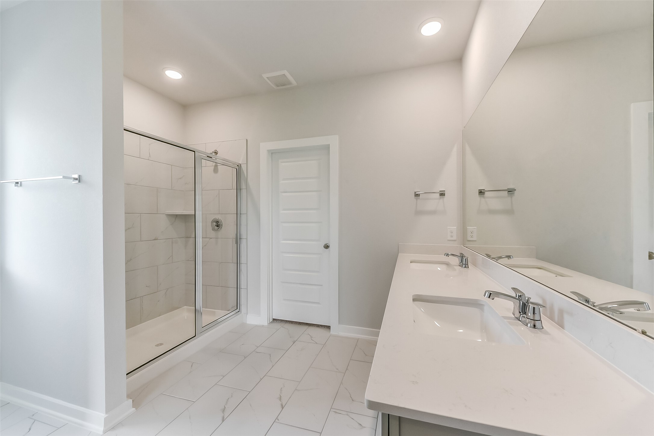 75 Leon Way Dayton, TX 77535 - Photo 19 of 38