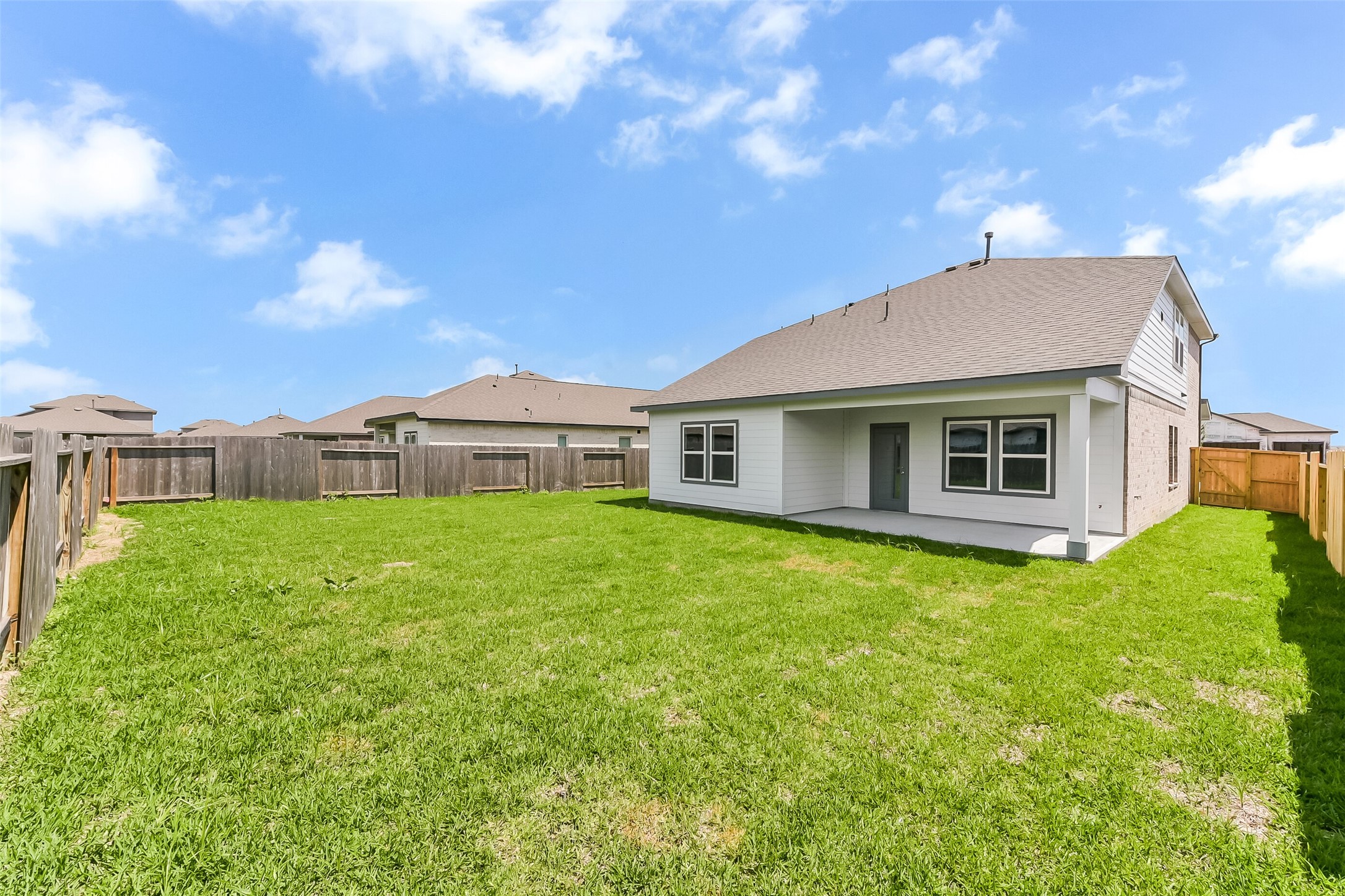 75 Leon Way Dayton, TX 77535 - Photo 36 of 38