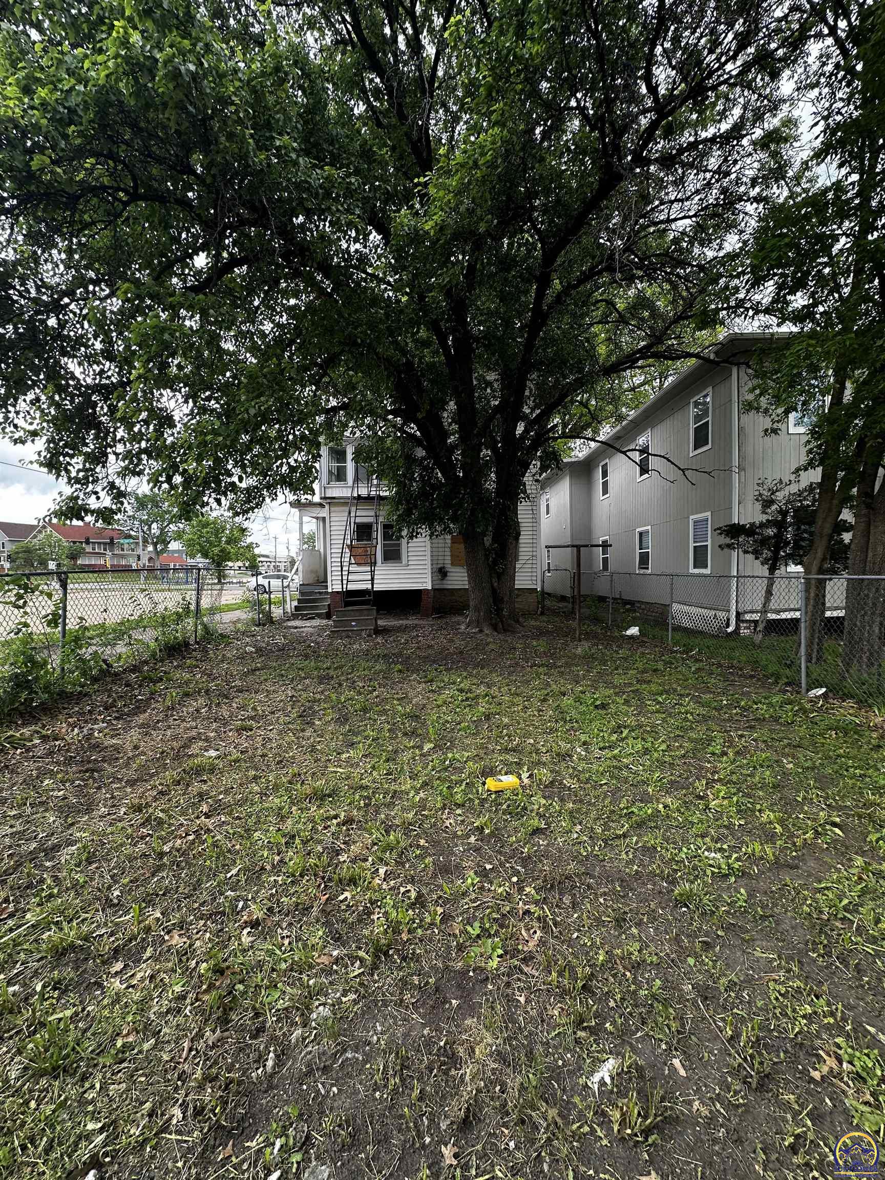 1247 Southwest Tyler Street Topeka, KS 66612 - Photo 31 of 33