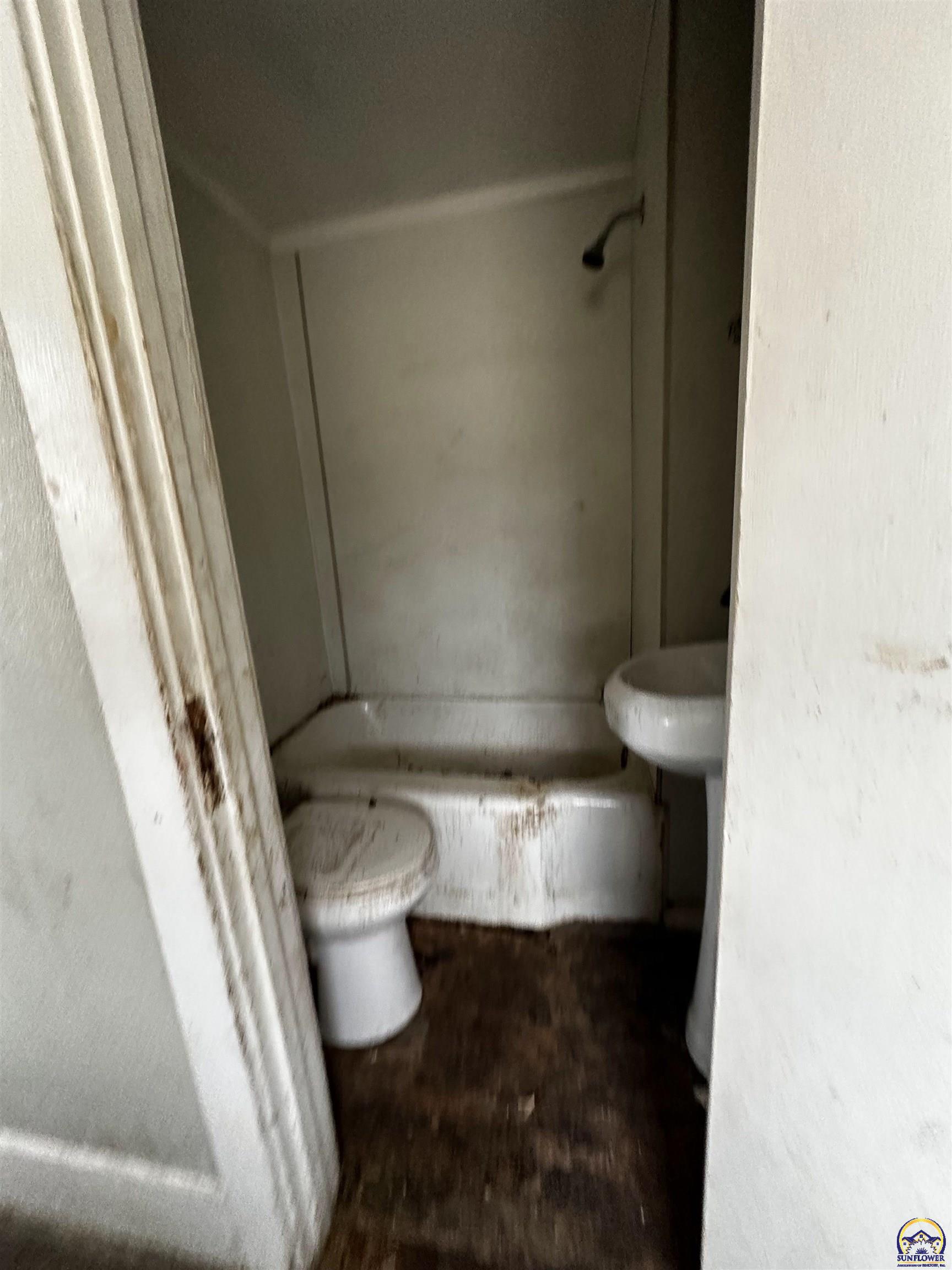 1247 Southwest Tyler Street Topeka, KS 66612 - Photo 33 of 33