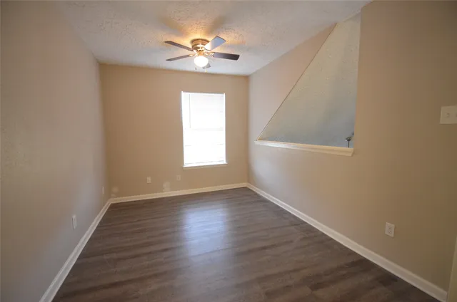 $2,200 | 1902 Whitebriar Drive, Deer Park, TX 77536