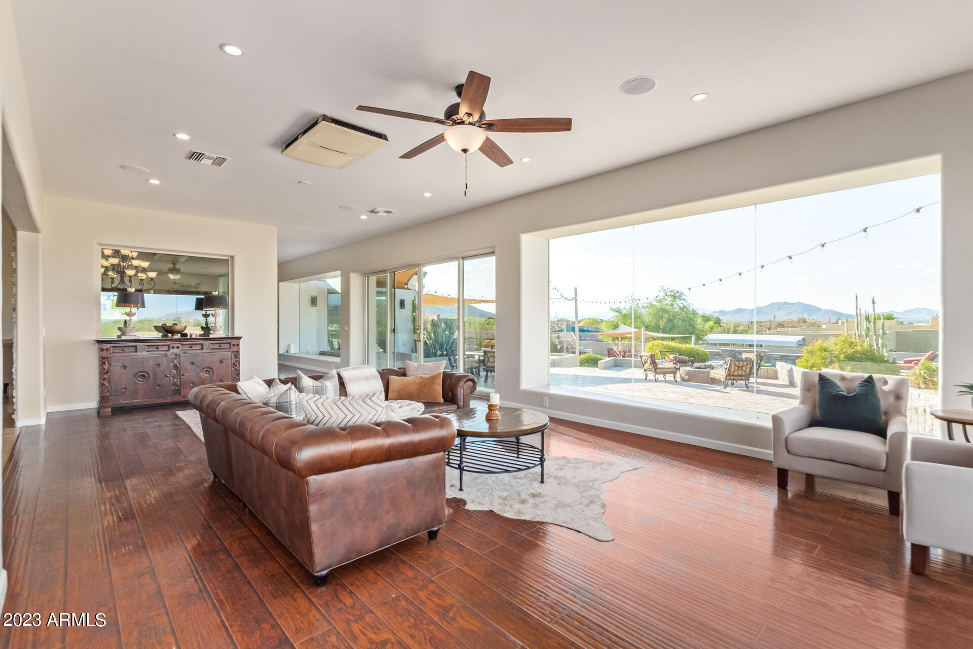 206 West Rock View Road Phoenix, AZ 85085 - Photo 27 of 74 Mountain view room