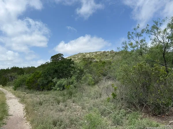 $400,000 | Tbd Murray Ranch Road, Sabinal, TX 78881