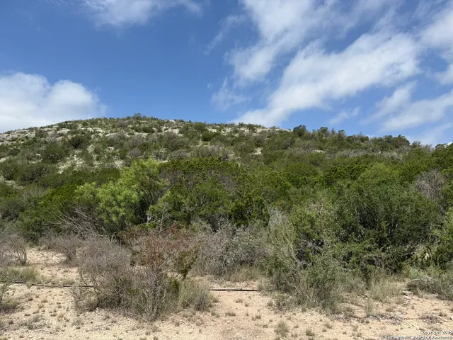 $440,000 | Tbd Murray Ranch Road, Sabinal, TX 78881