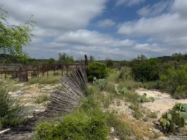 $440,000 | Tbd Murray Ranch Road, Sabinal, TX 78881