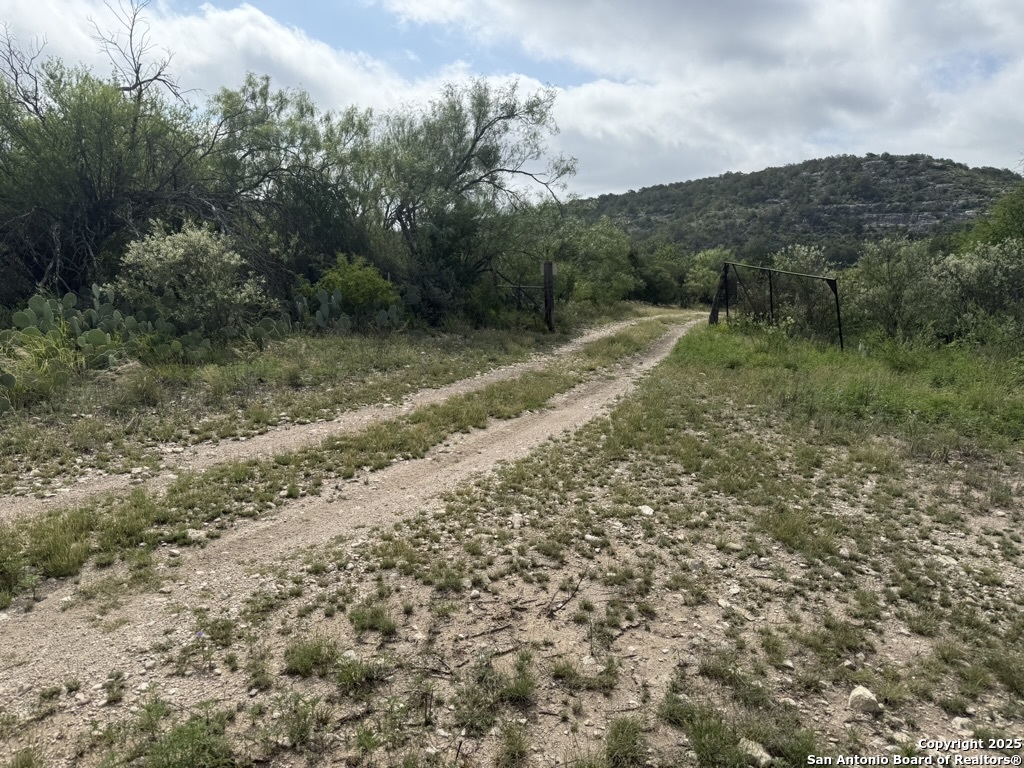 Tbd Murray Ranch Road Sabinal, TX 78881 - Photo 4 of 34